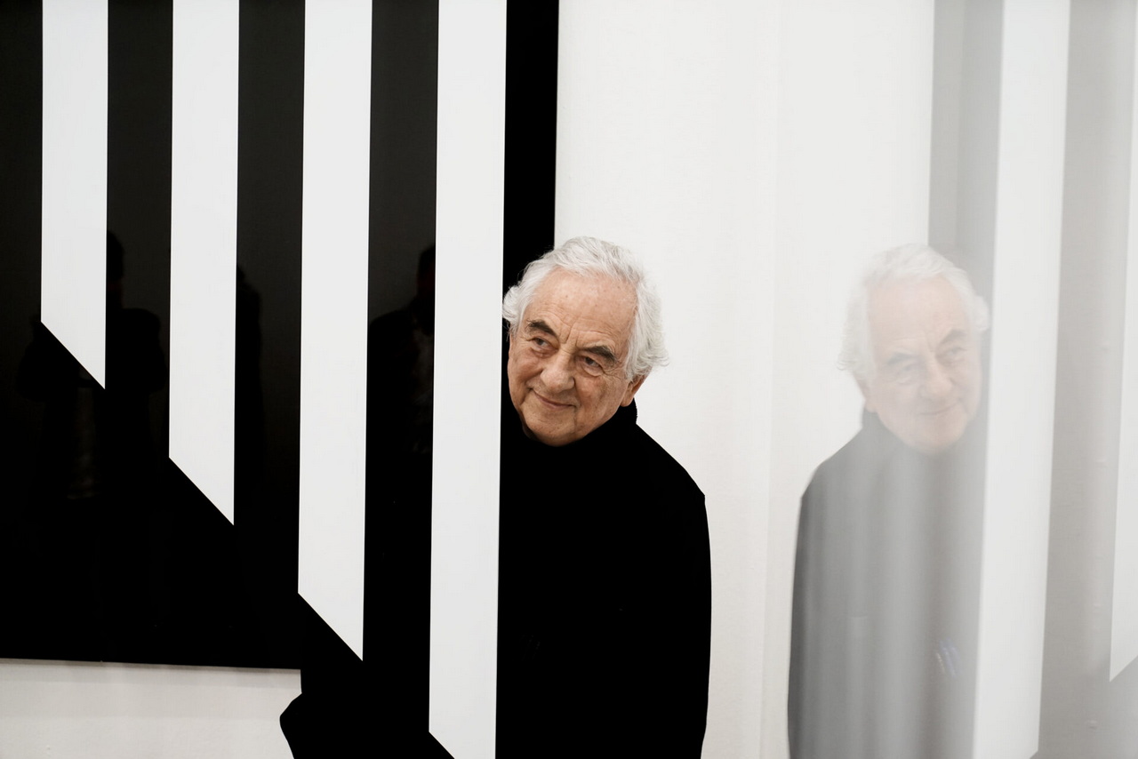 Photo-souvenir: Daniel Buren, Galleria Continua San Gimignano. Foto Lorenzo Fiaschi