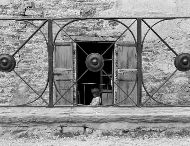 Fulvio Roiter, Gubbio, 1954; credits Archivio Fulvio Roiter